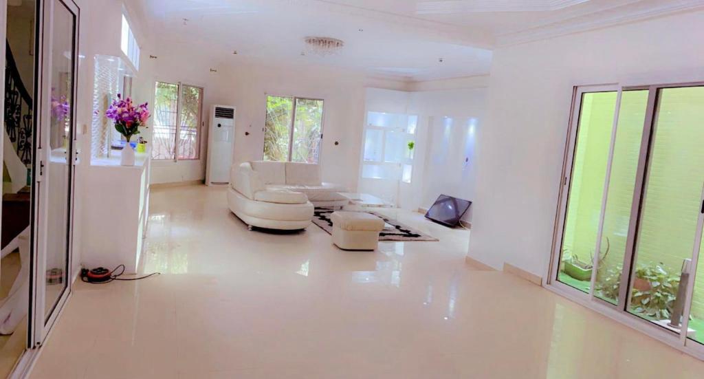 Daryl House, Dakar (updated prices 2024)