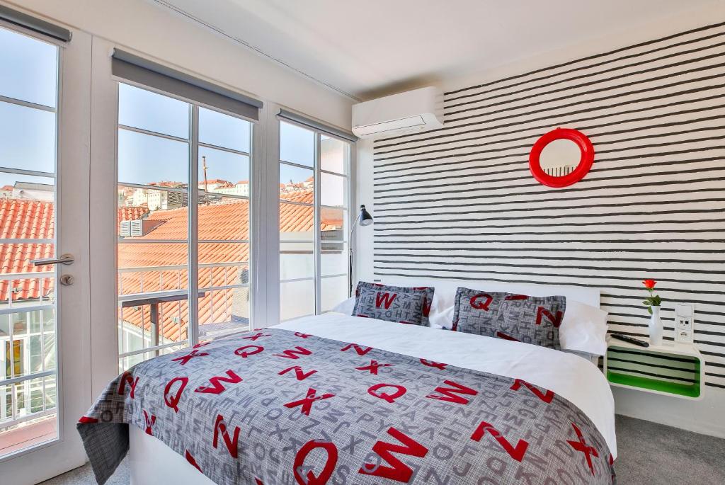 Postel nebo postele na pokoji v ubytování LH Vintage Design Hotel Sax