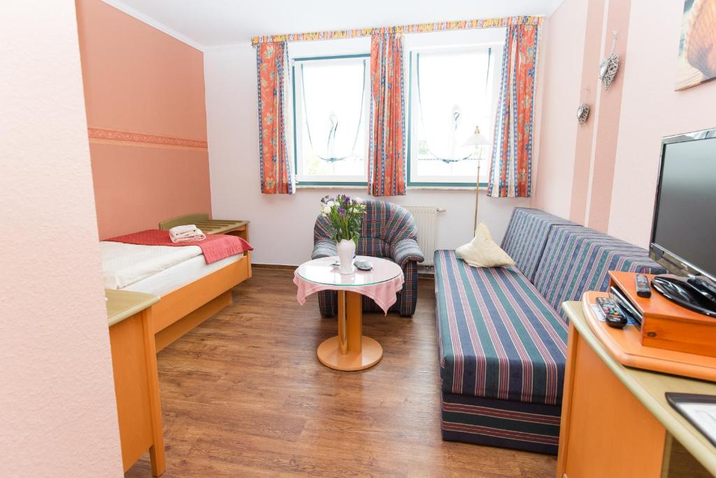 Hotel Garni Am Deich Zingst - Single Room