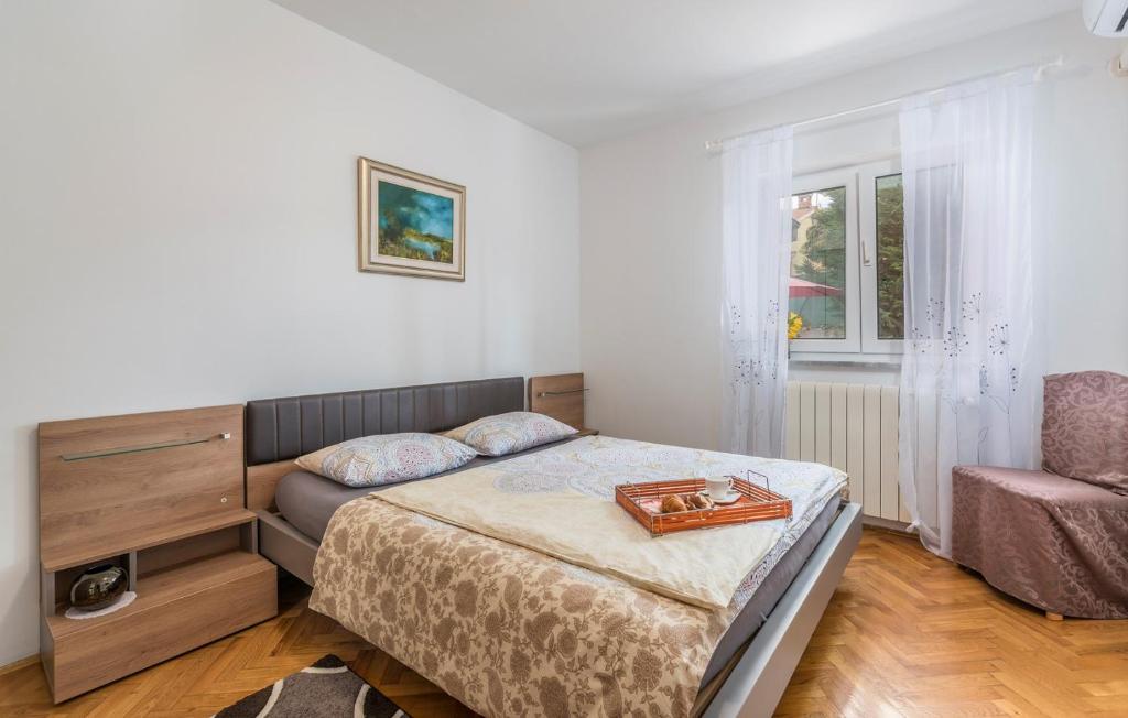 Posteľ alebo postele v izbe v ubytovaní Villa Vallis Aurea for max 10 Persons with pool Kukci Poreč