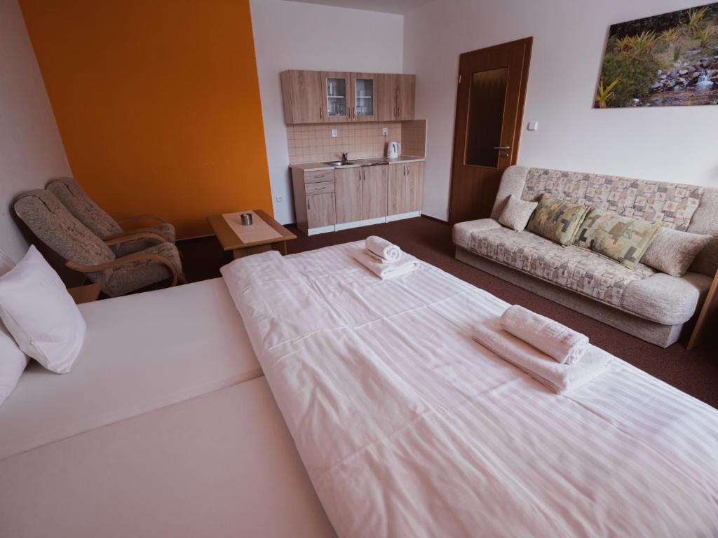 Posezení v ubytování Relax Hotel Pelikán