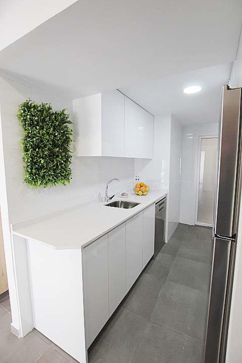 Kuchyň nebo kuchyňský kout v ubytování Apartamento Primera Línea Playa Centro de Guardamar