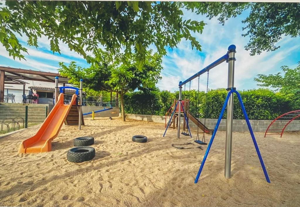 Herní místnost nebo prostor pro děti v ubytování Camping Castell D'aro