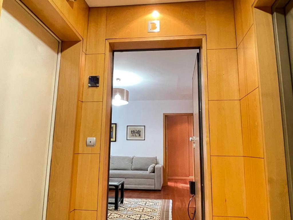 Miguel Torga Diamond Penthouse - 10