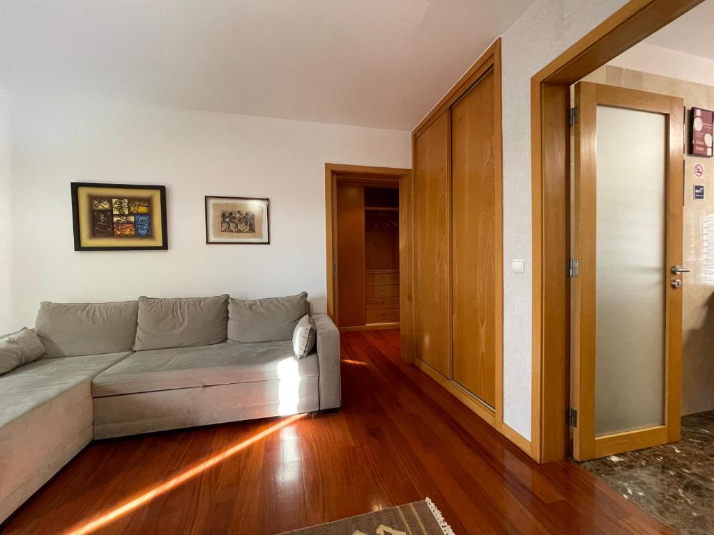 Miguel Torga Diamond Penthouse - 13