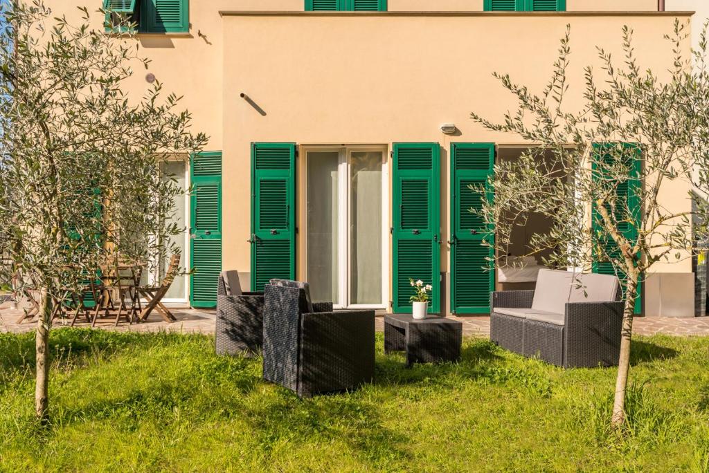 Vonkajšia záhrada v ubytovaní Appartamento Ercole