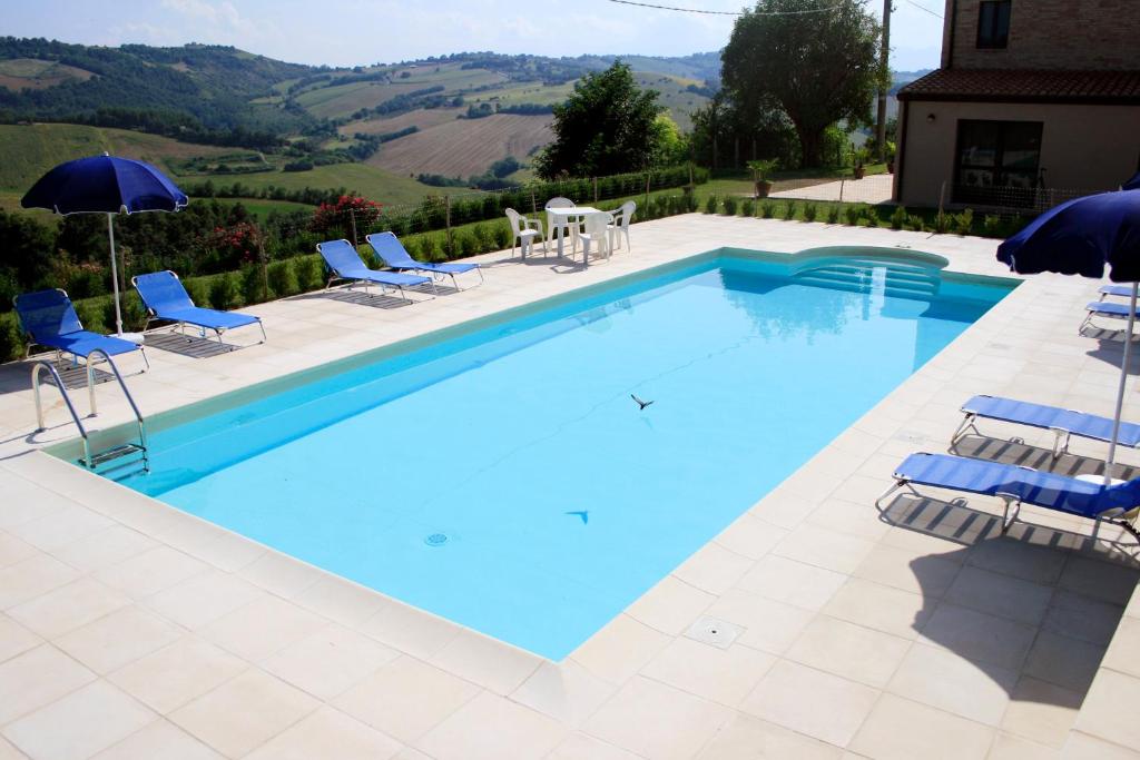 Agriturismo Fara - Tweepersoonskamer Met Uitzicht Op Het Zwembad