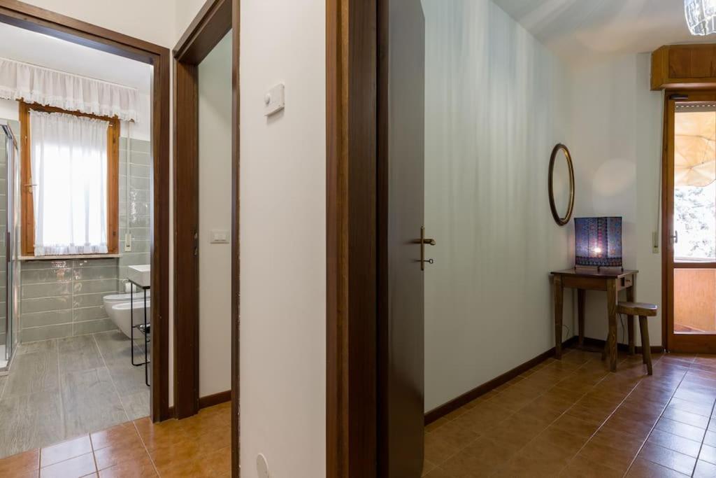 Zdjęcie z galerii obiektu Casa Lucy w mieście Bardolino