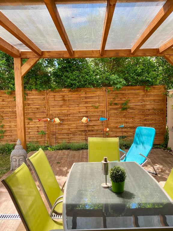 Posedenie v ubytovaní ZEN Apartman Sunshine