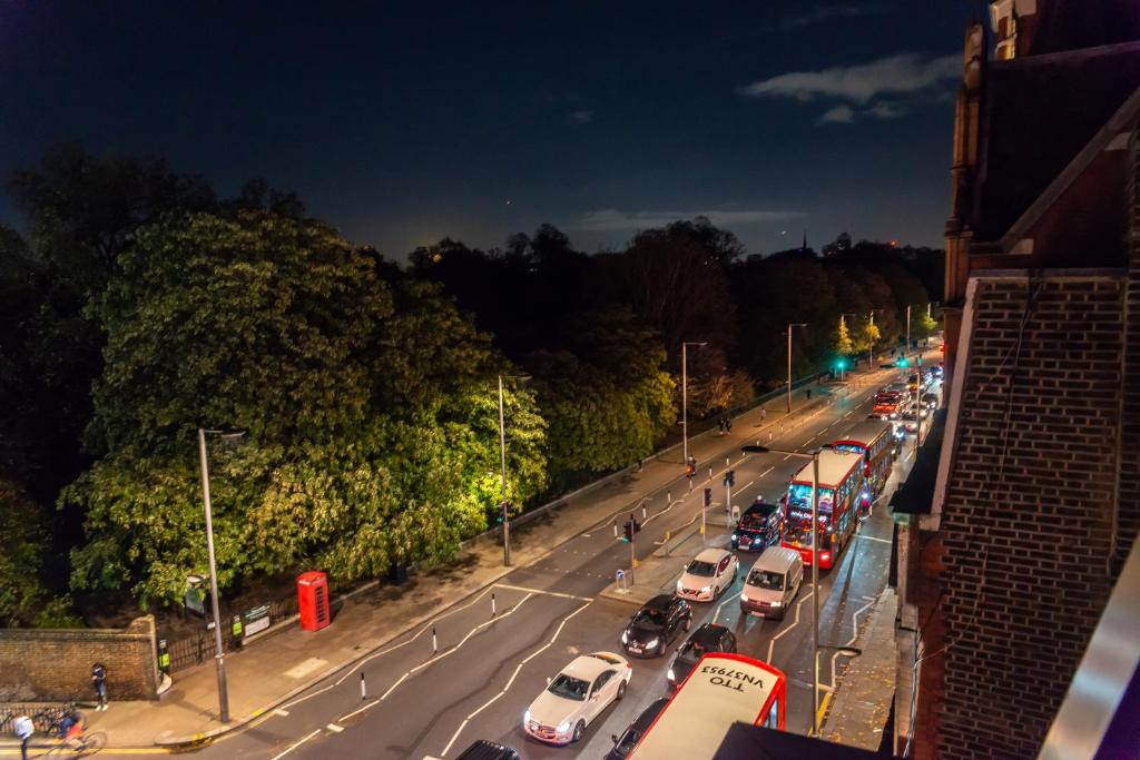 Hux Hotel, Kensington - Resim 23