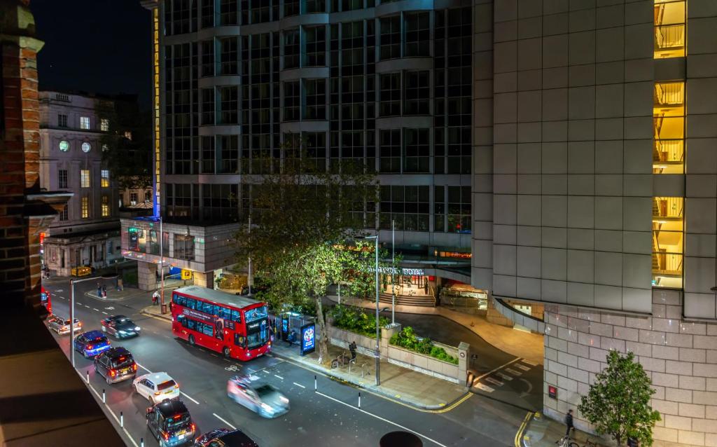 Hux Hotel, Kensington - Resim 4