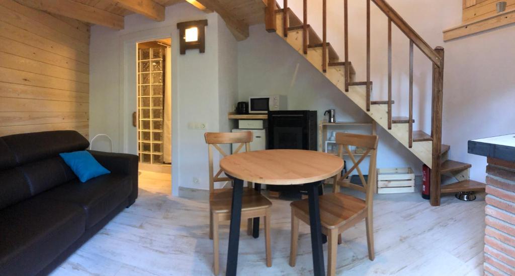 Posedenie v ubytovaní La cabana - Els Apartaments del bosc