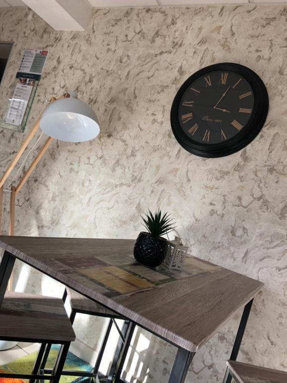 Fotografie z fotogalerie ubytování Logis Hotel Beaudon v destinaci Pierrefonds