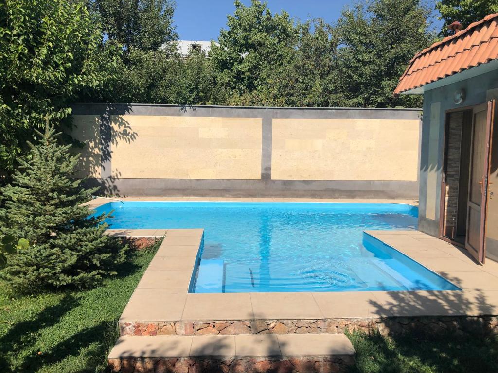 Armenia villa Jrvezh, Dzoraghpʼyur (updated prices 2024)