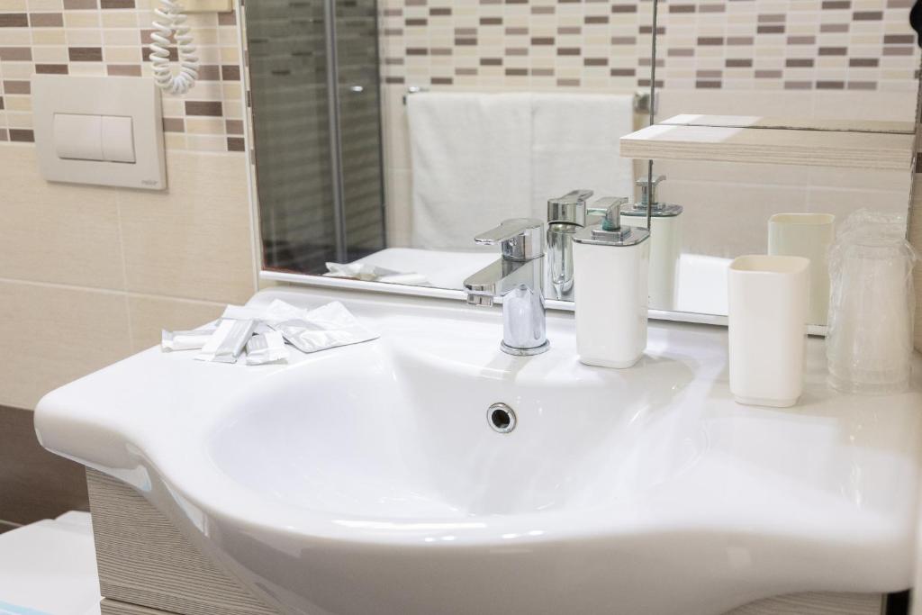 Hotel Edelweiss Riccione - Resim 42