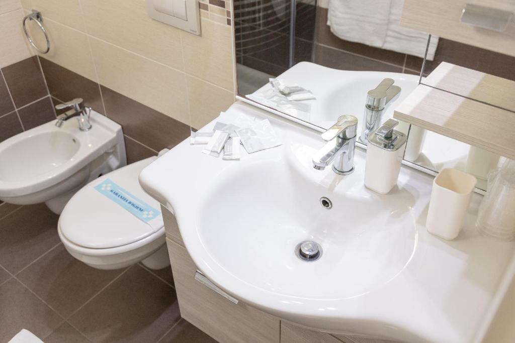 Hotel Edelweiss Riccione - Resim 35