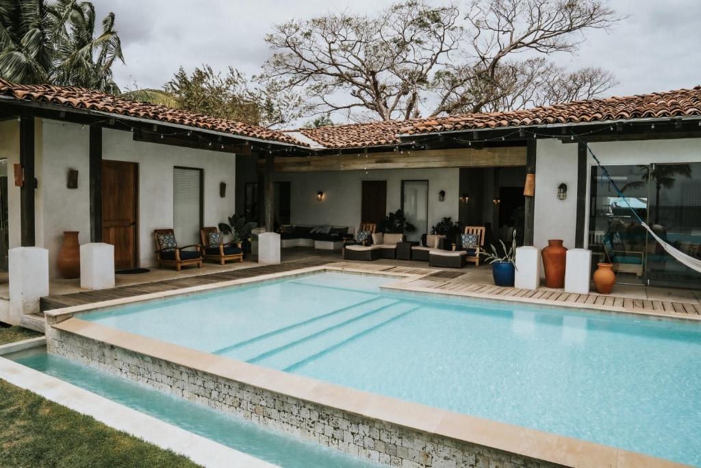 Bassein majutusasutuses Villa Nomada või selle lähedal
