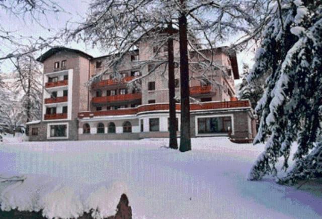 Hotel Des Geneys v zimě