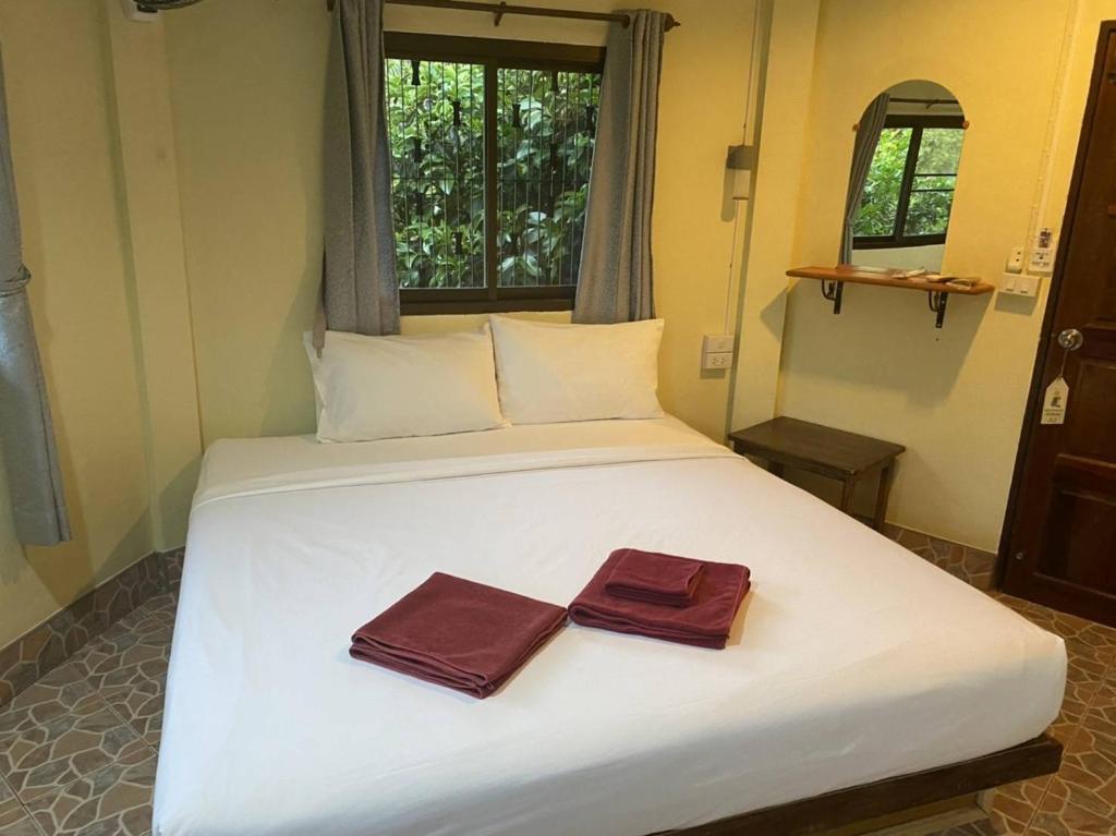 Khao Sok Jungle Huts Resort - Bungalow Con Una Camera Da Letto