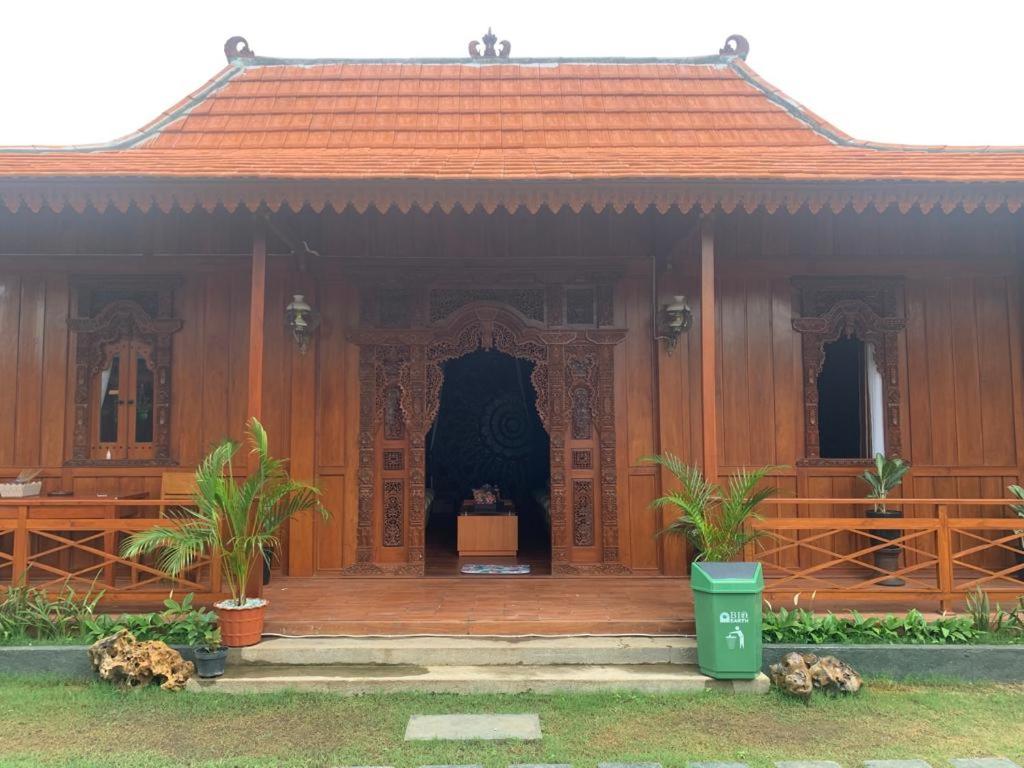 Villa SB Pacet