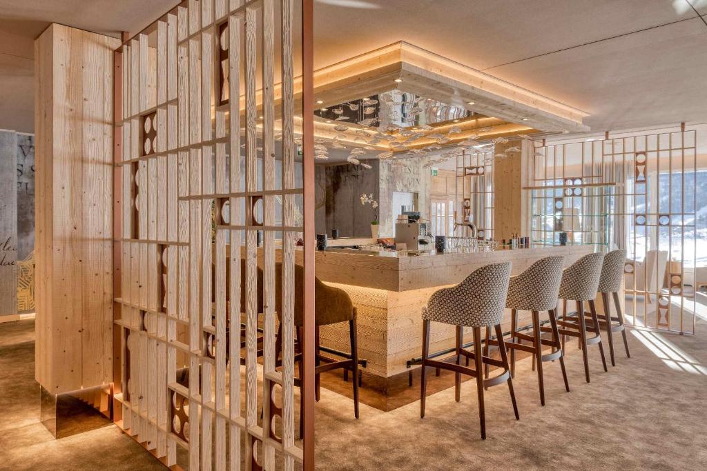 Le Bristol Leukerbad - Resim 24