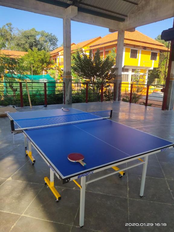 Stolní tenis v ubytování Paradisestay Auro Jungle Resort nebo okolí
