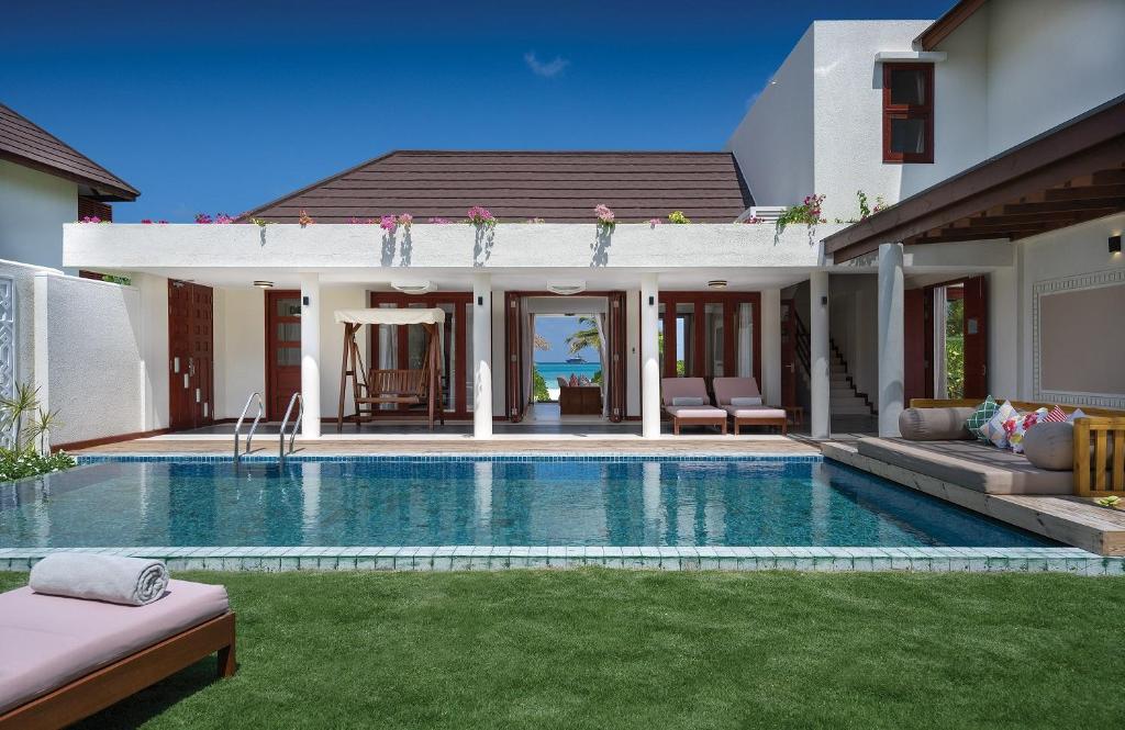 VARU by Atmosphere - Premium All Inclusive with Free Transfers - Residencia Majlis