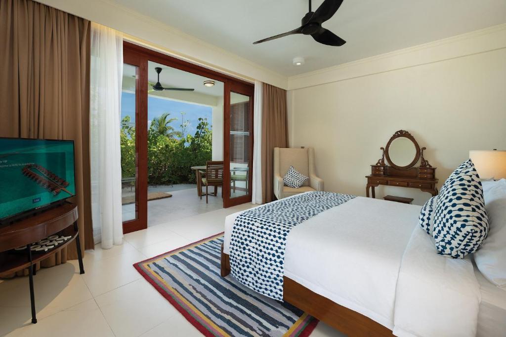 VARU by Atmosphere - Premium All Inclusive with Free Transfers photo