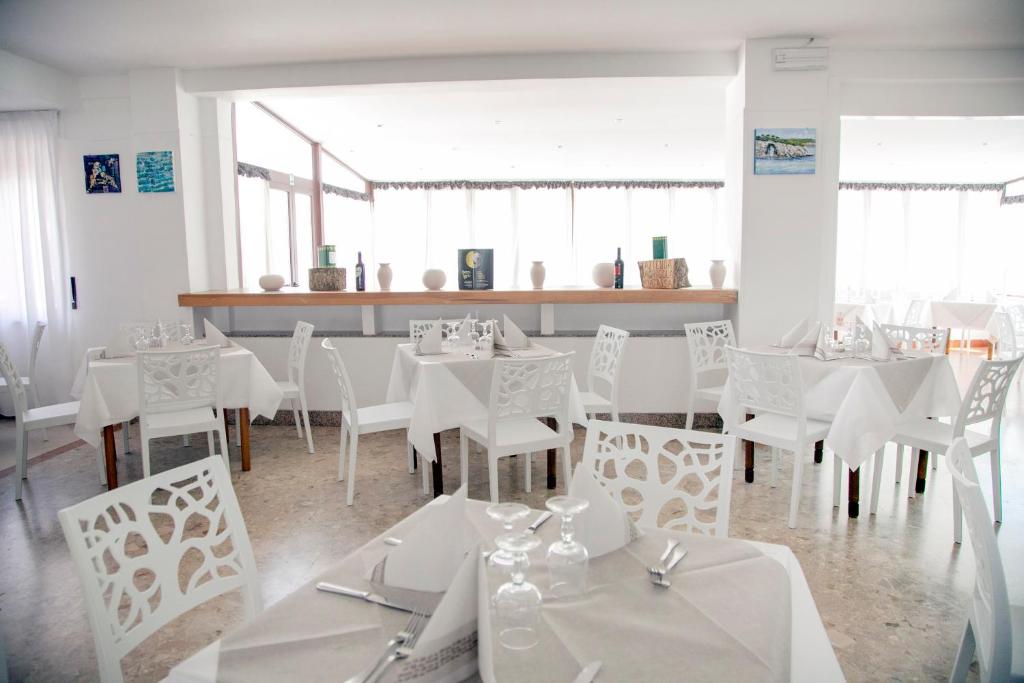 Restaurace v ubytování Hotel Pineta