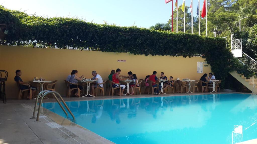 Hosté ubytování Caner Hotel