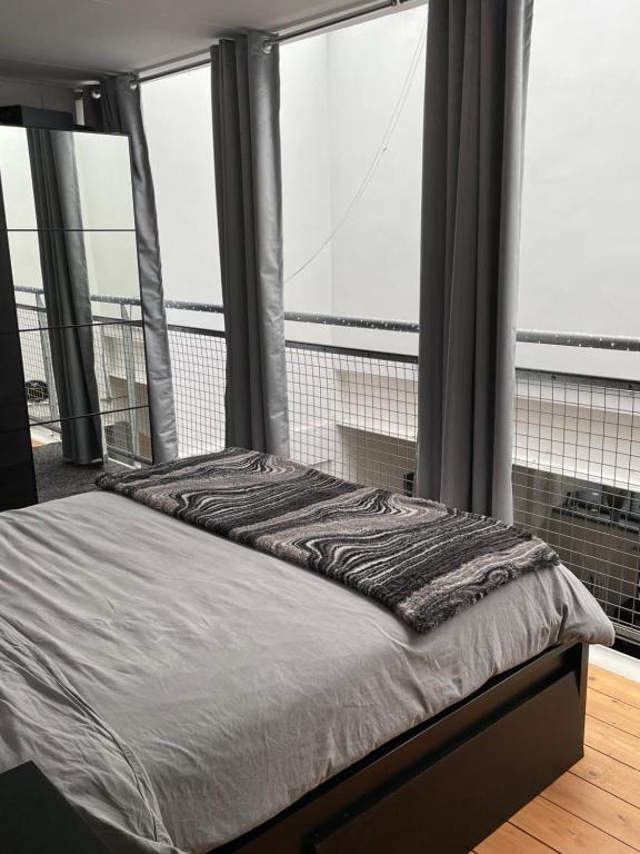 Bedzed bachelors pad
