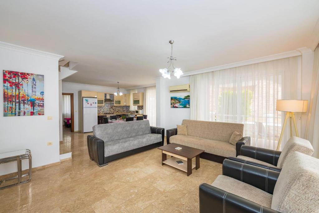 Posezení v ubytování Villa Yasam Park - Luxury 8 Person - Fethiye Calis Beach 90mt