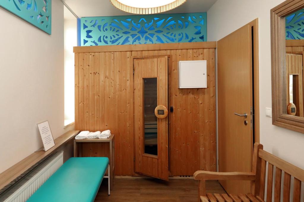 Bialy Dom Henlex Hotel Restauracja - Resim 22