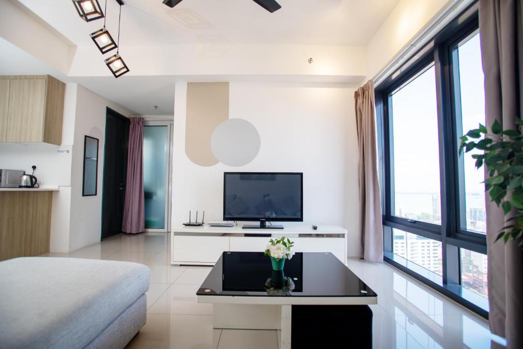 Tropicana 218 MACALISTER - 