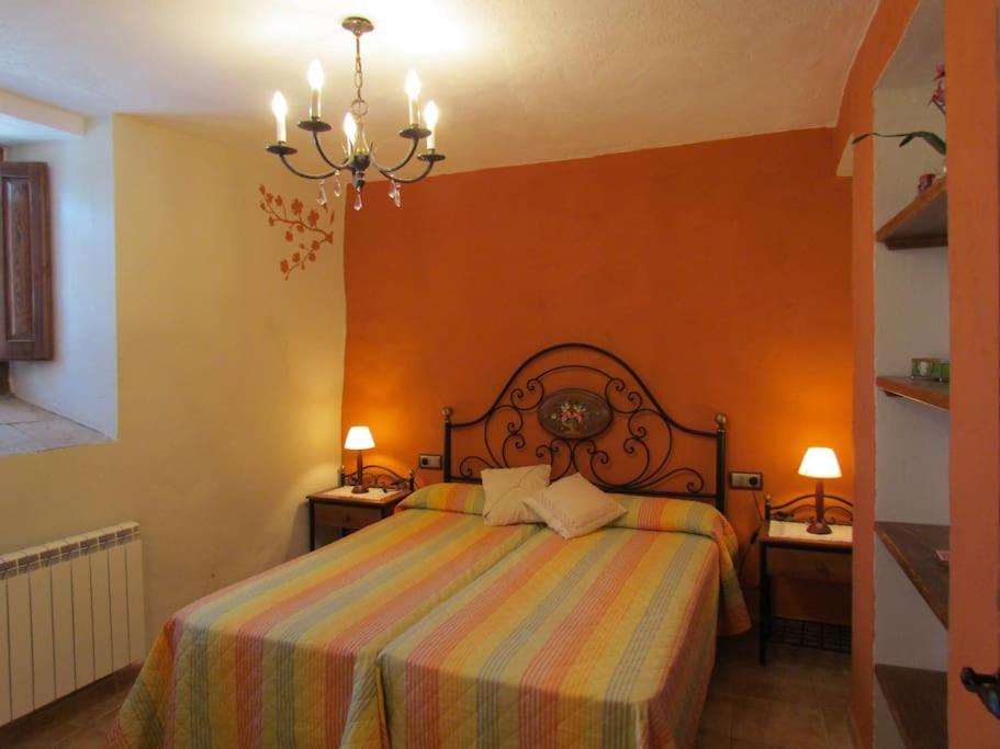 Fotografia z galérie ubytovania La Cabana de Castelltallat. Casa rural-Gîte-Rural cottage Barcelona v destinácii Castelltallat