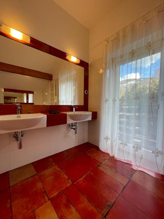 Kúpeľňa v ubytovaní Apartamenty Czyrna przy Gondoli