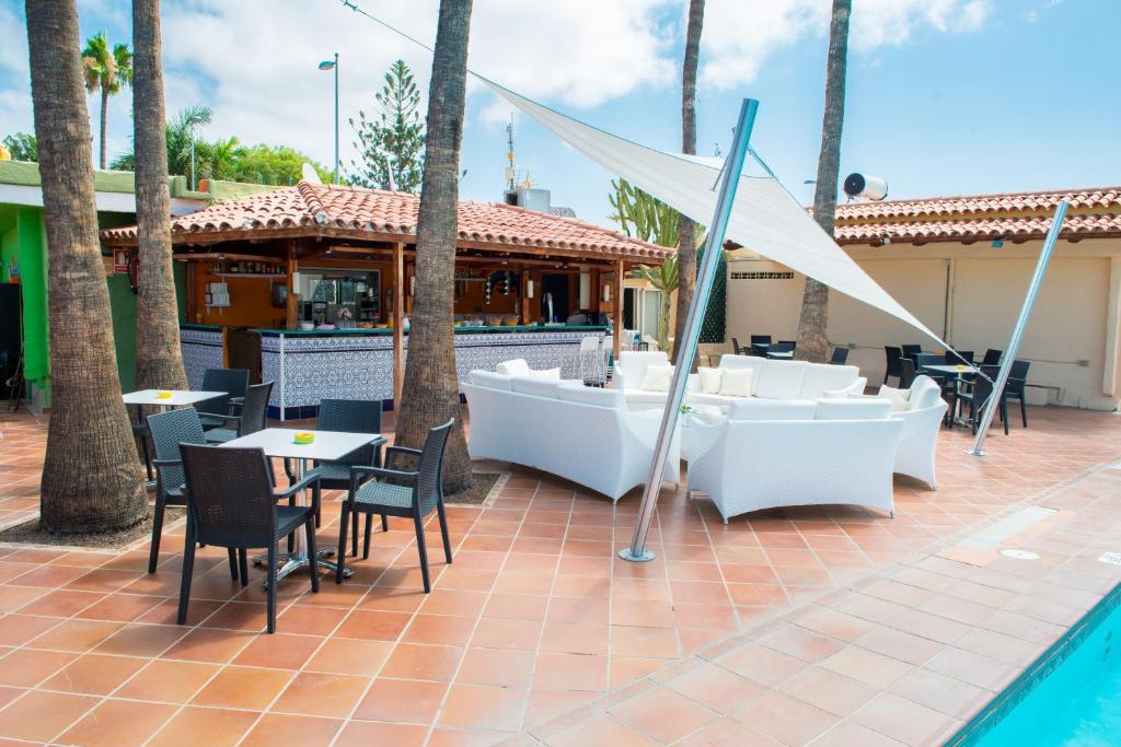 Booking.com: Sunny Village , Playa del Inglés, Spanje . Boek ...