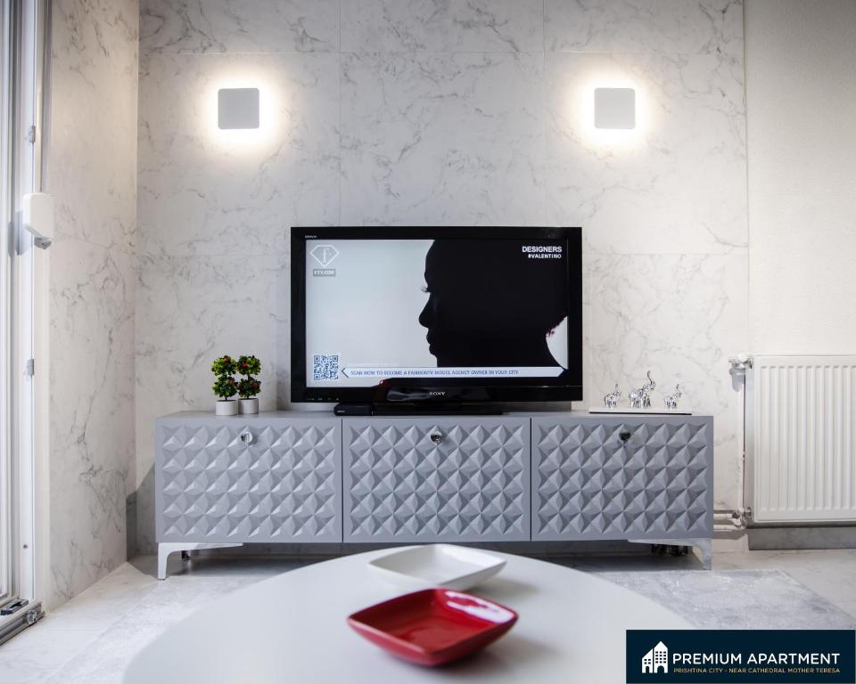 Prishtina luxury Apartment - Apartamento Com Varanda