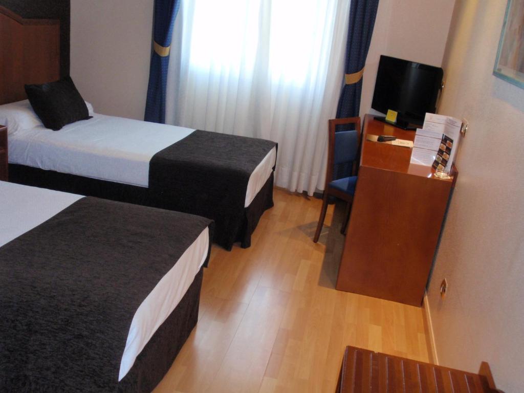 Ponferrada Plaza, Ponferrada – Precios actualizados 2023