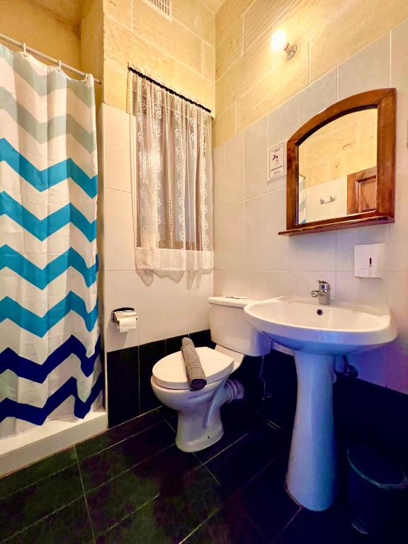 Grotto's Paradise B&B - 5