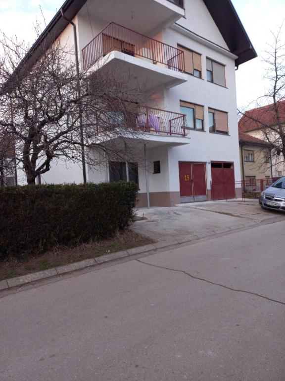 Budova, kde se apartmán nachází