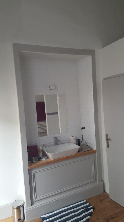 Foto dalla galleria di Charming apartment - Lectoure - gers a Lectoure