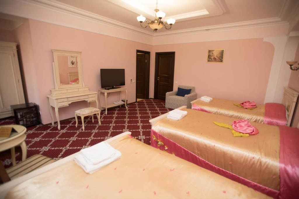 Altin Palace - Deluxe Triple Room