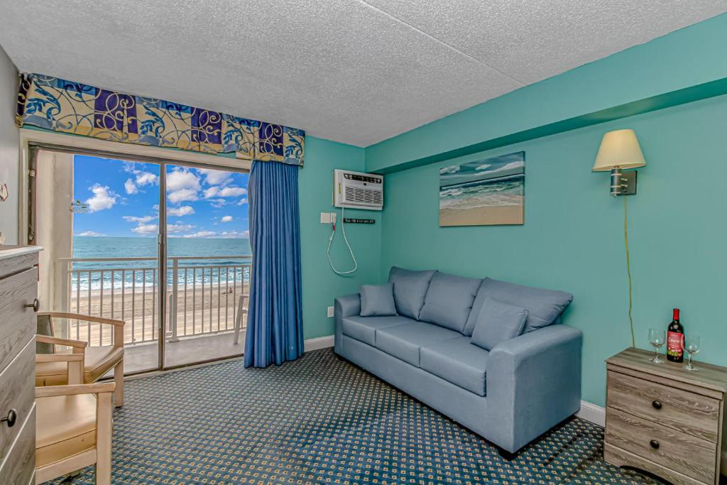 Direct Oceanfront Sea Mist Resort 20305 - Праздничный дом