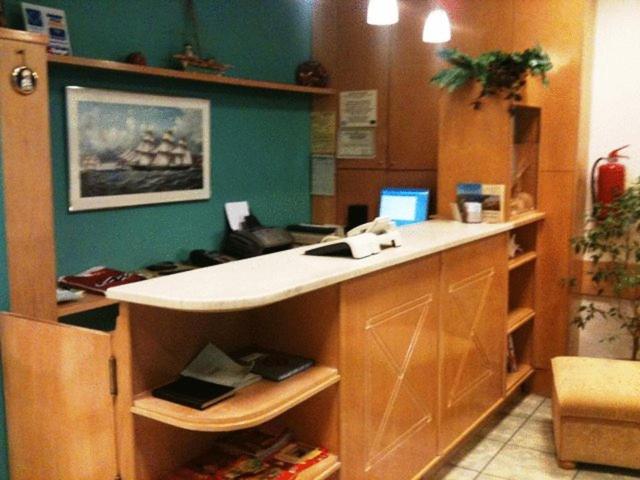 Hotel Avra - Resim 7