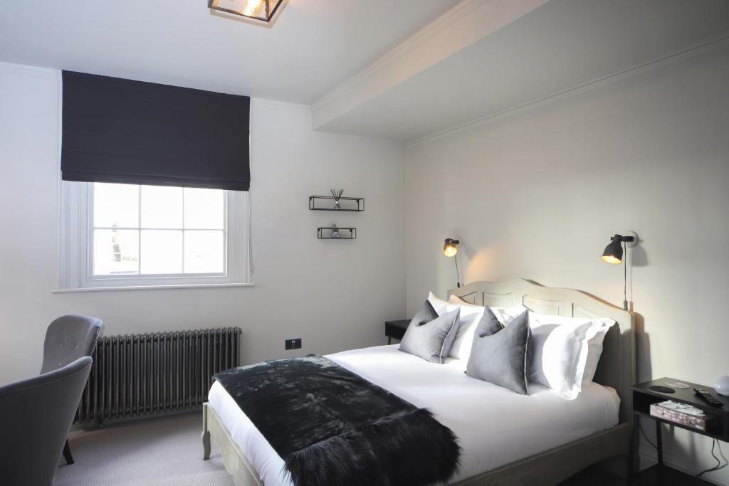 The SOLO No 1 Bank Chambers - Chambre De Luxe