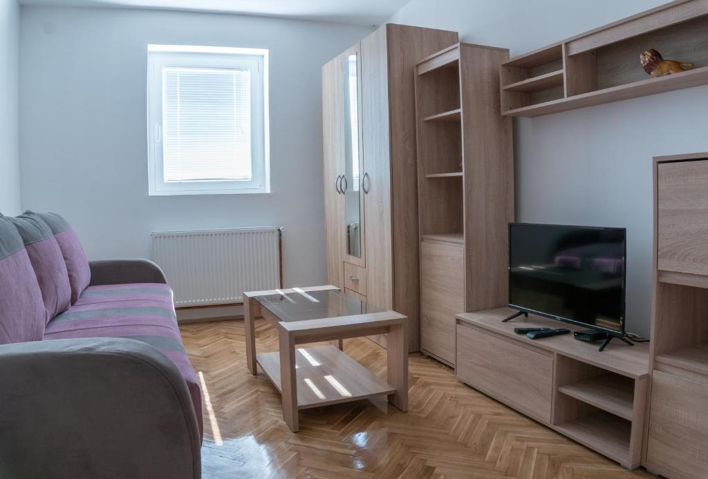 Gerardus Apartmani - Apartamento De Tres Habitaciones