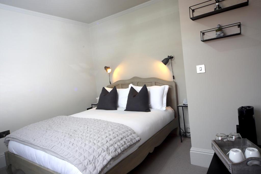 The SOLO No 1 Bank Chambers - Chambre De Luxe