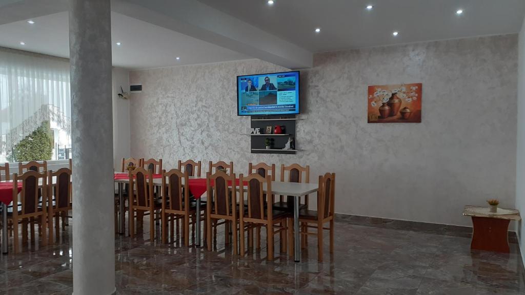TV a/nebo společenská místnost v ubytování La Cascade 2
