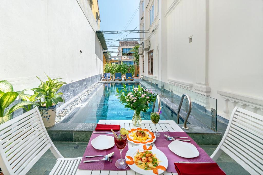 Gioan Boutique Villa - 7